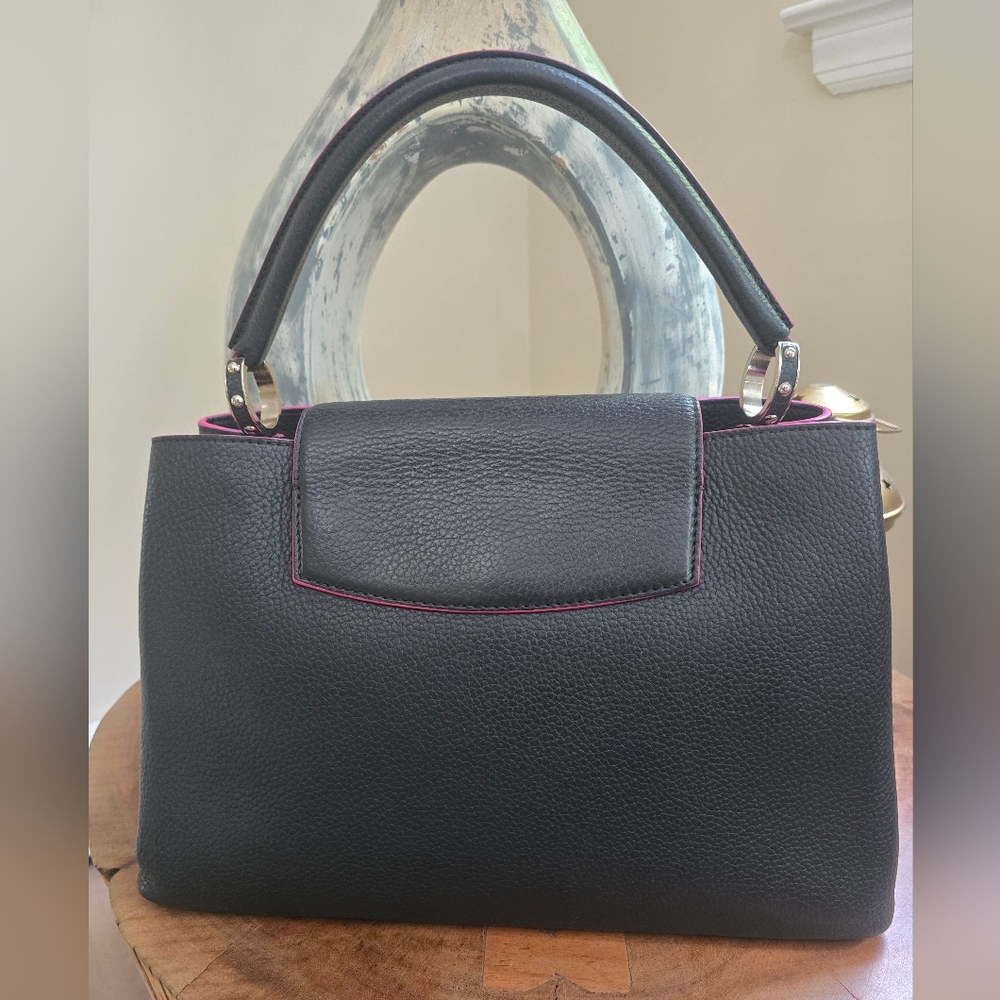 ✨️Louis Vuitton Capucines Taurillon Black Leather and Pink Trim Top Handle Bag - Picture 3 of 16